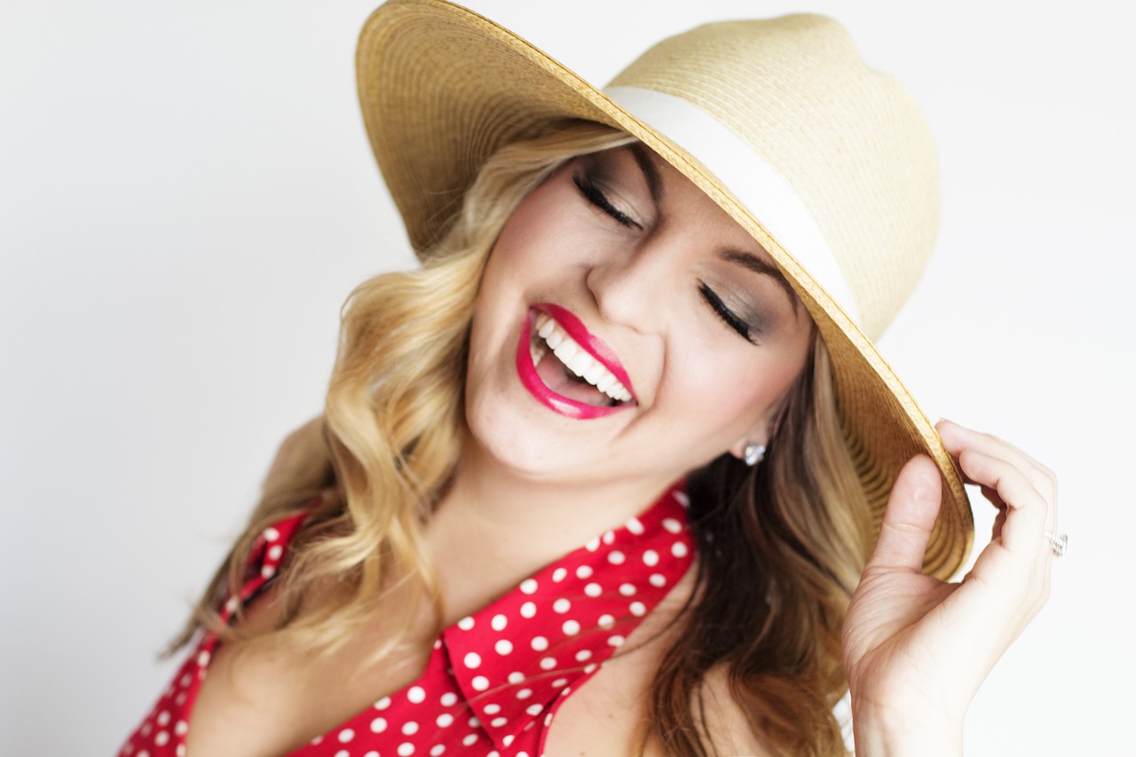 pretty girl polka dot hat free photo