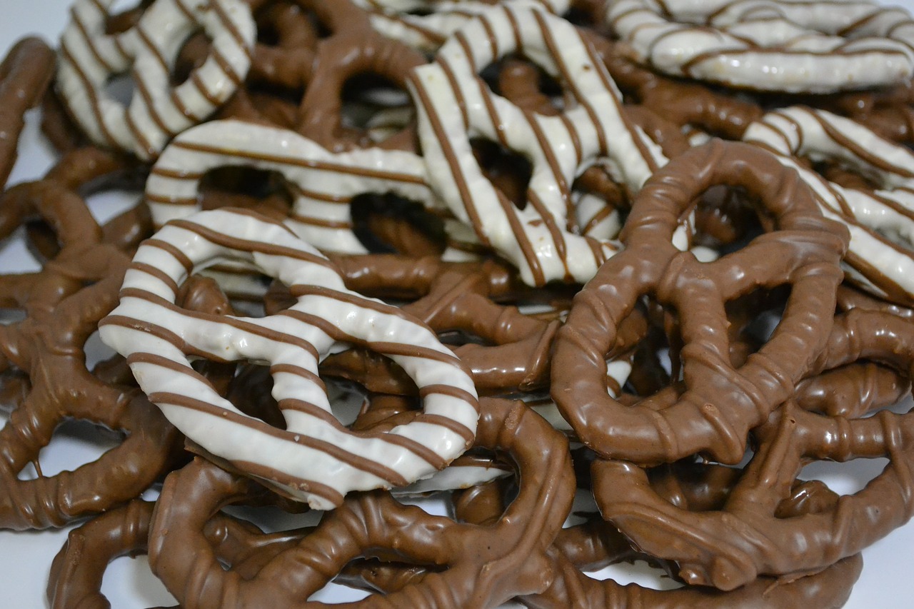 pretzels chocolate dessert free photo