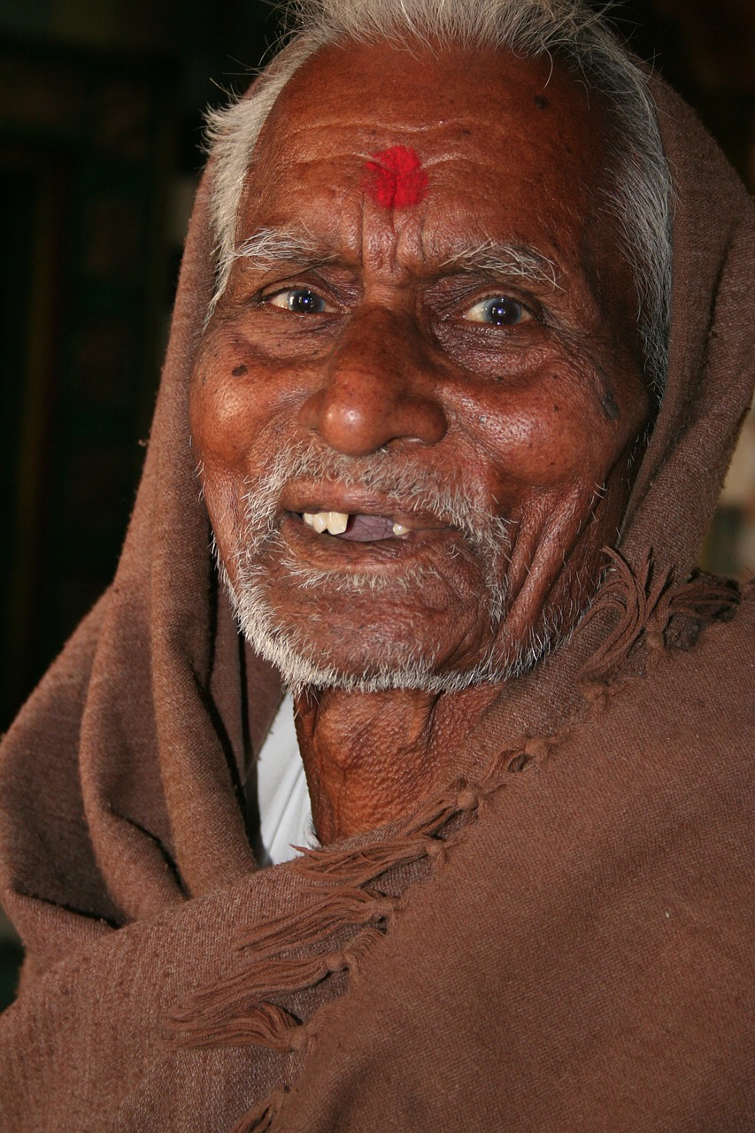 priest face rajasthan free photo