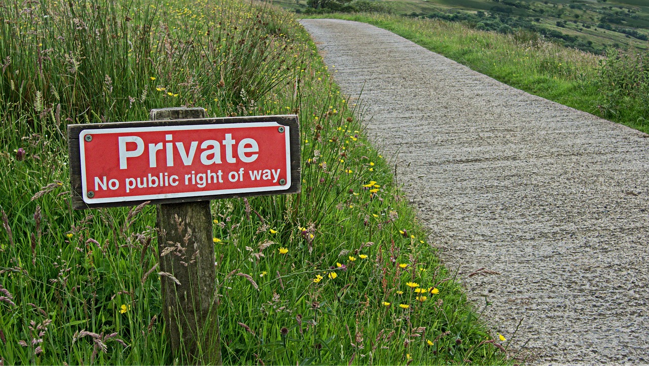 private sign warning free photo