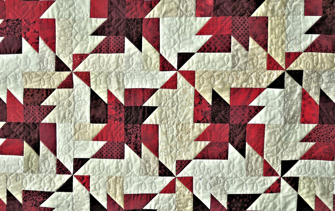 prize winning quilt triangle design fabric free photo