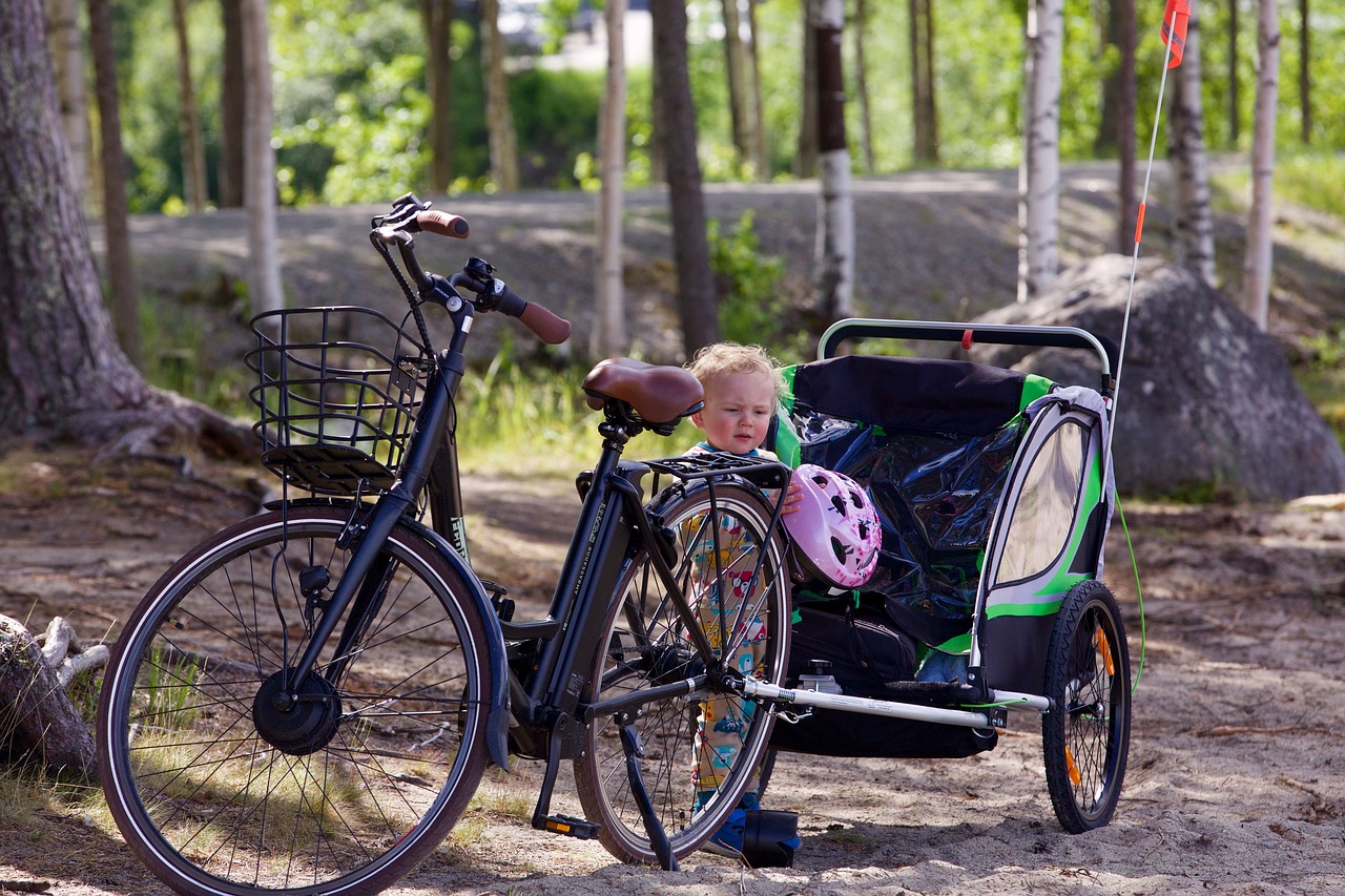 promenade bike child free photo