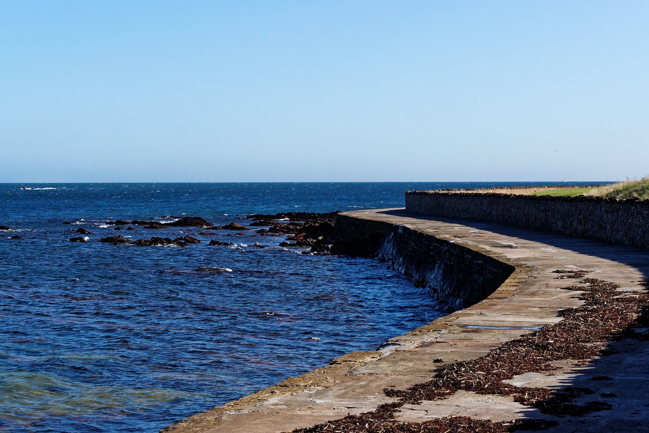 promenade seaview scenery free photo