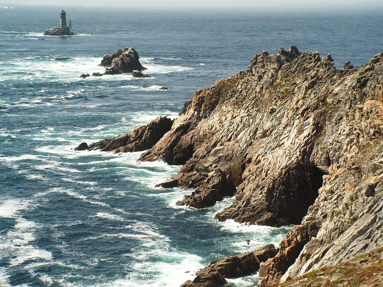 promontory rock atlantic free photo