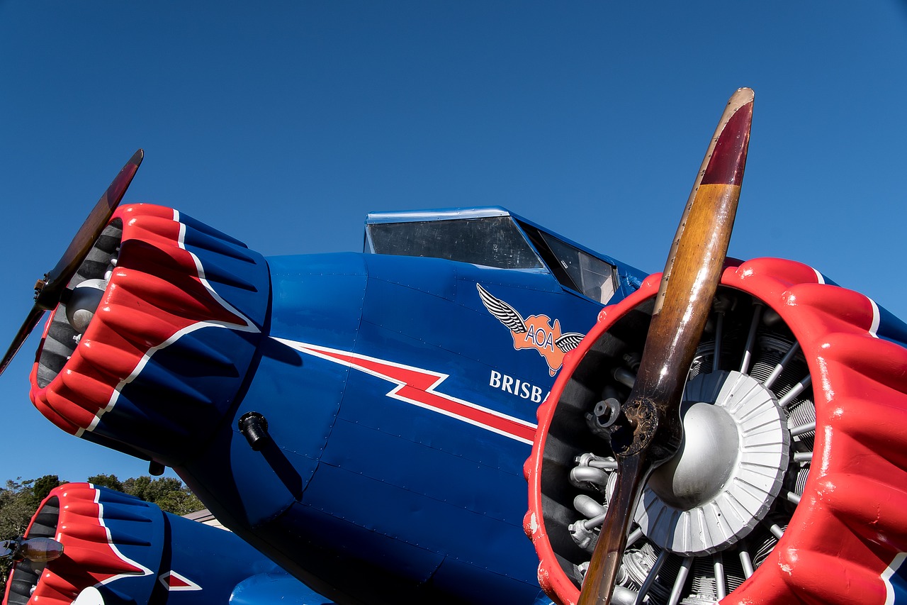 propeller plane engine free photo