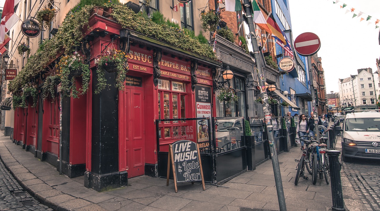 pub bar beer free photo