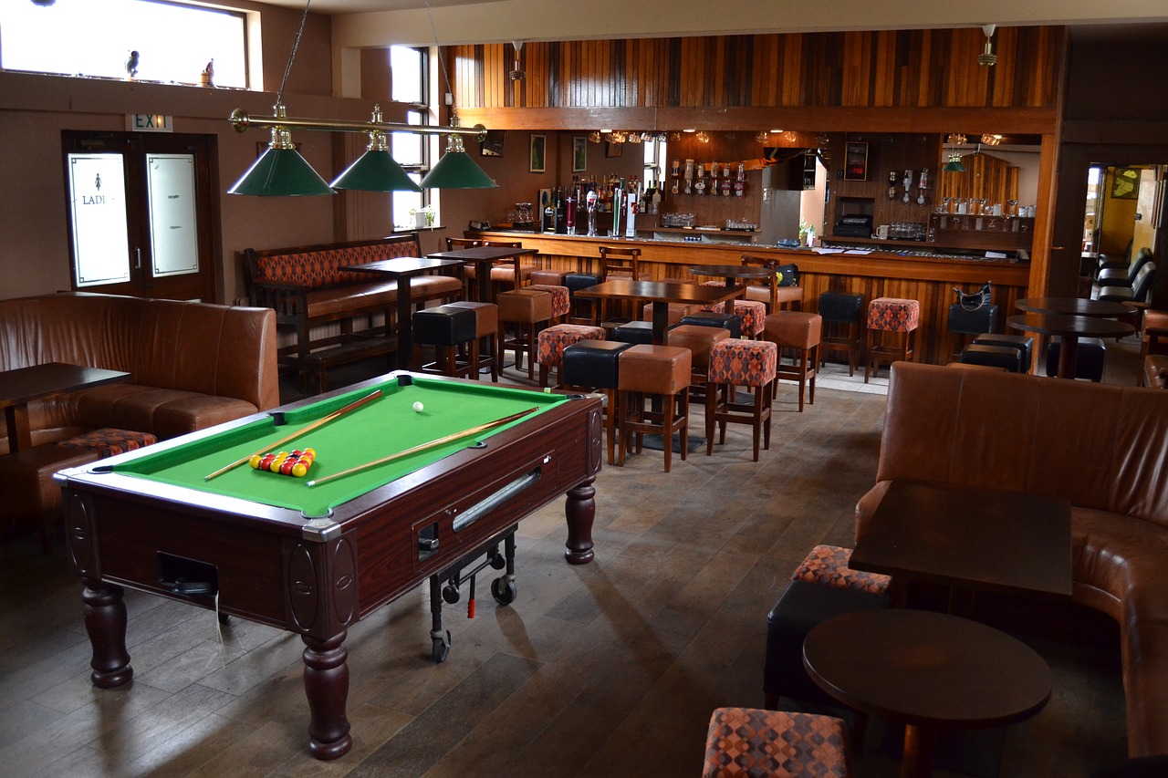 pub pool table entertainment free photo