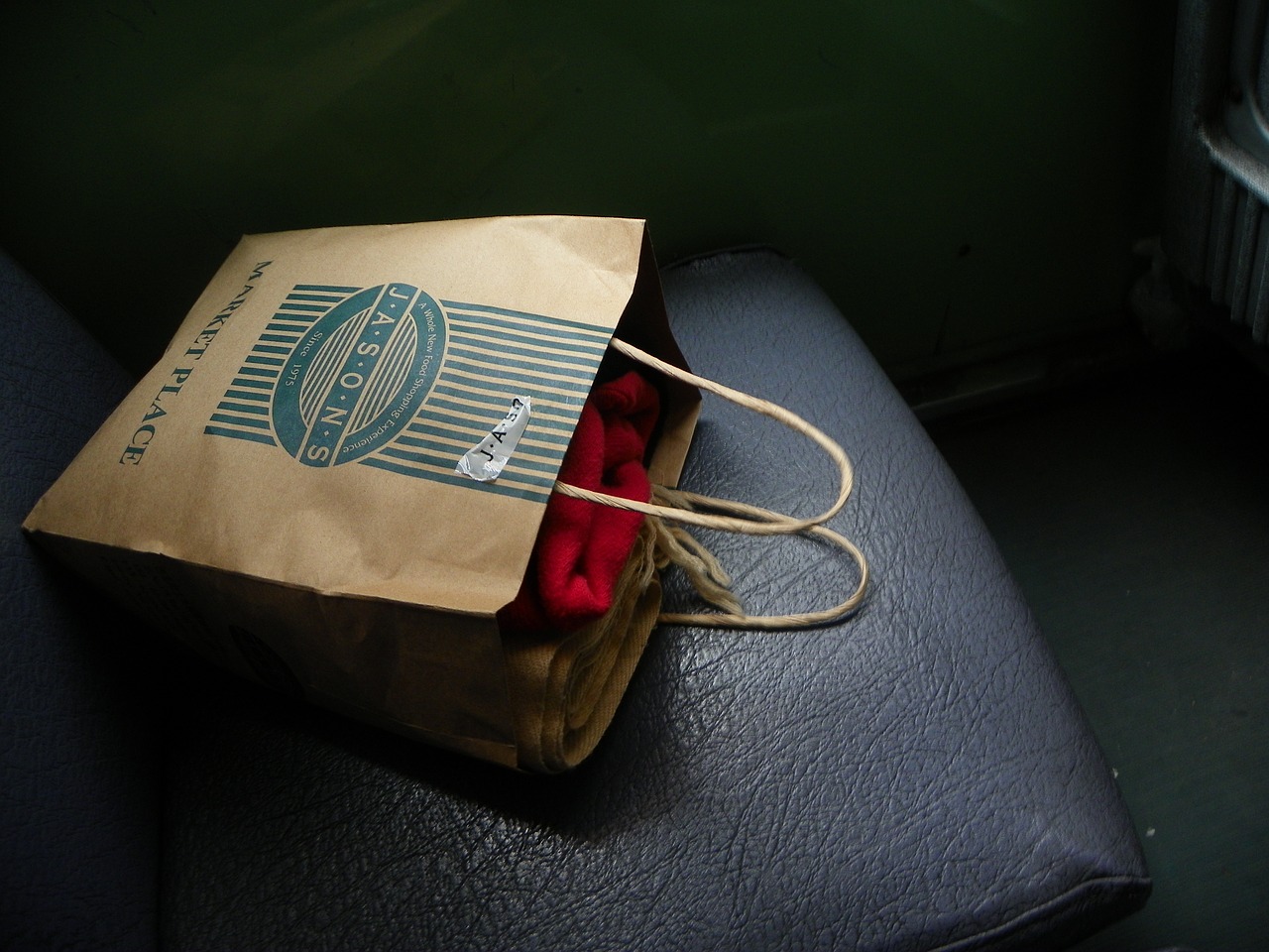 public cars paper bags travel free photo