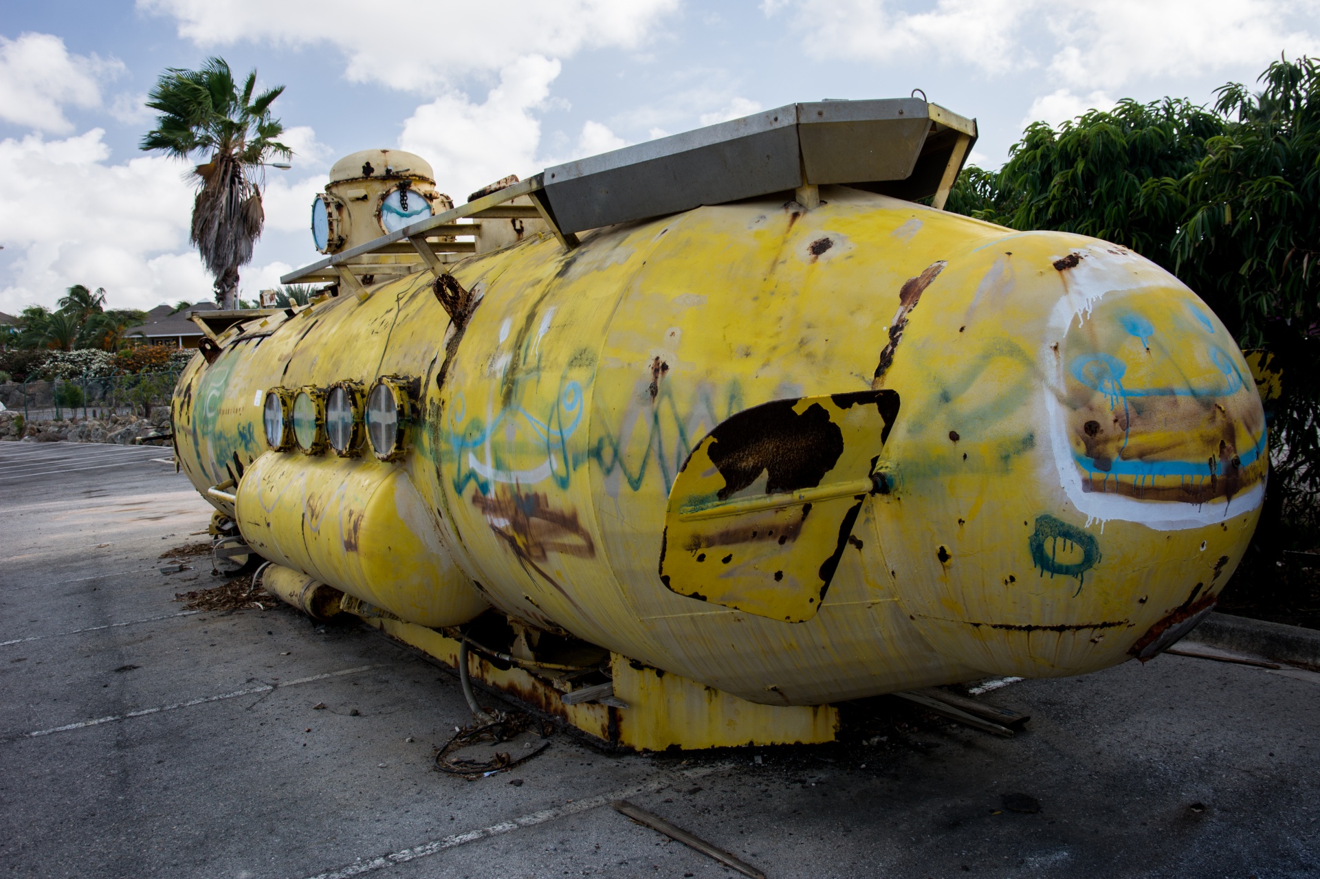 submarine yellow ship free photo