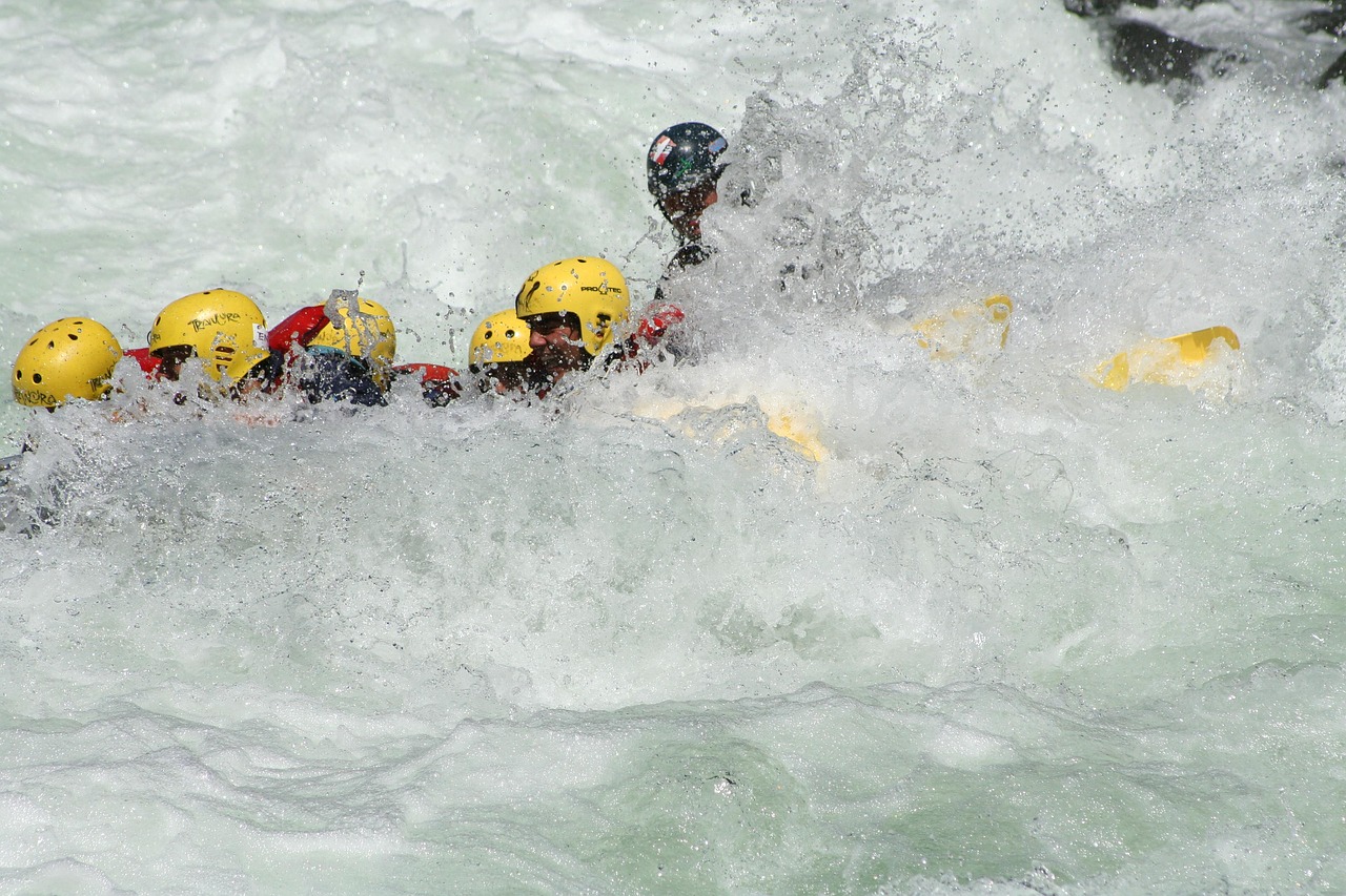 pucon rafting trancura free photo