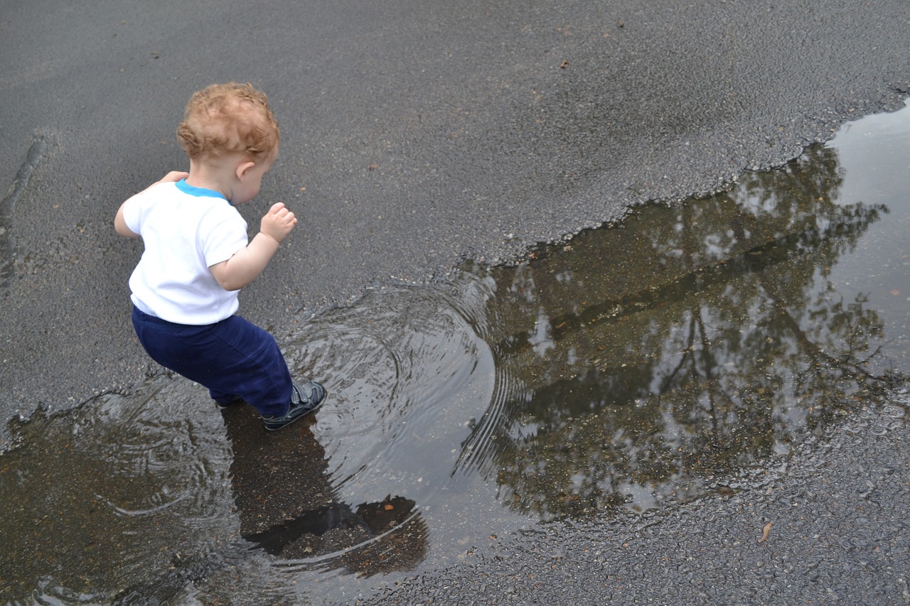puddles child kid free photo