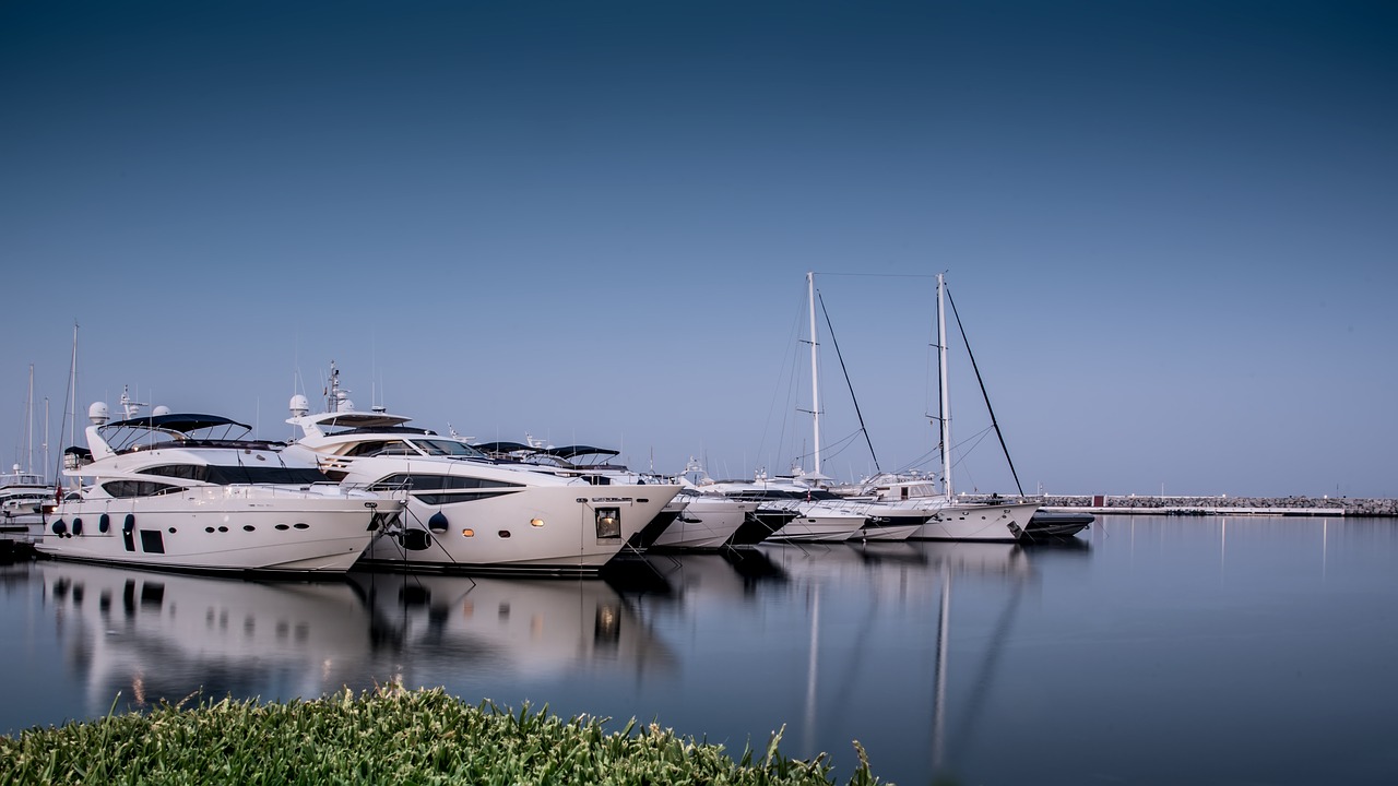 puerto banus long exposition yachts free photo