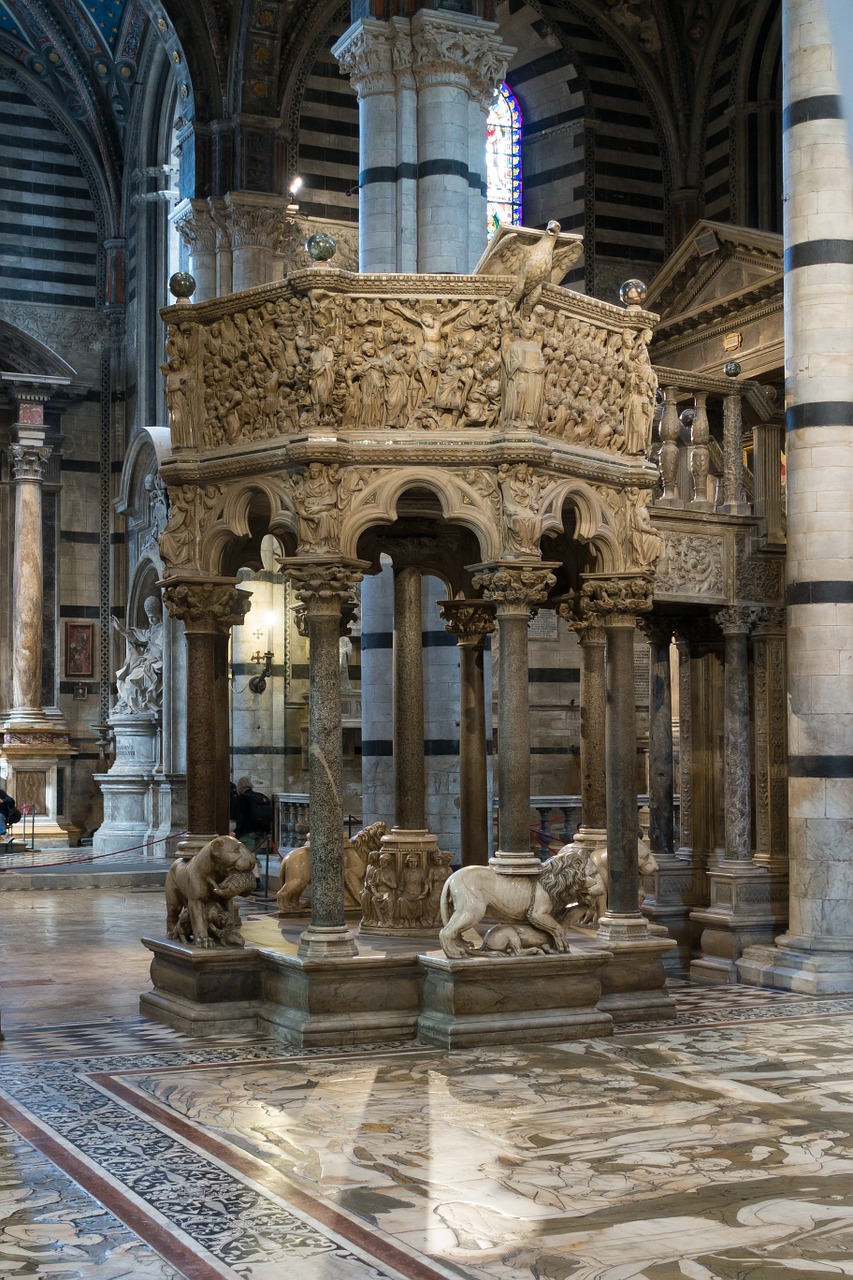 pulpit lion dom free photo