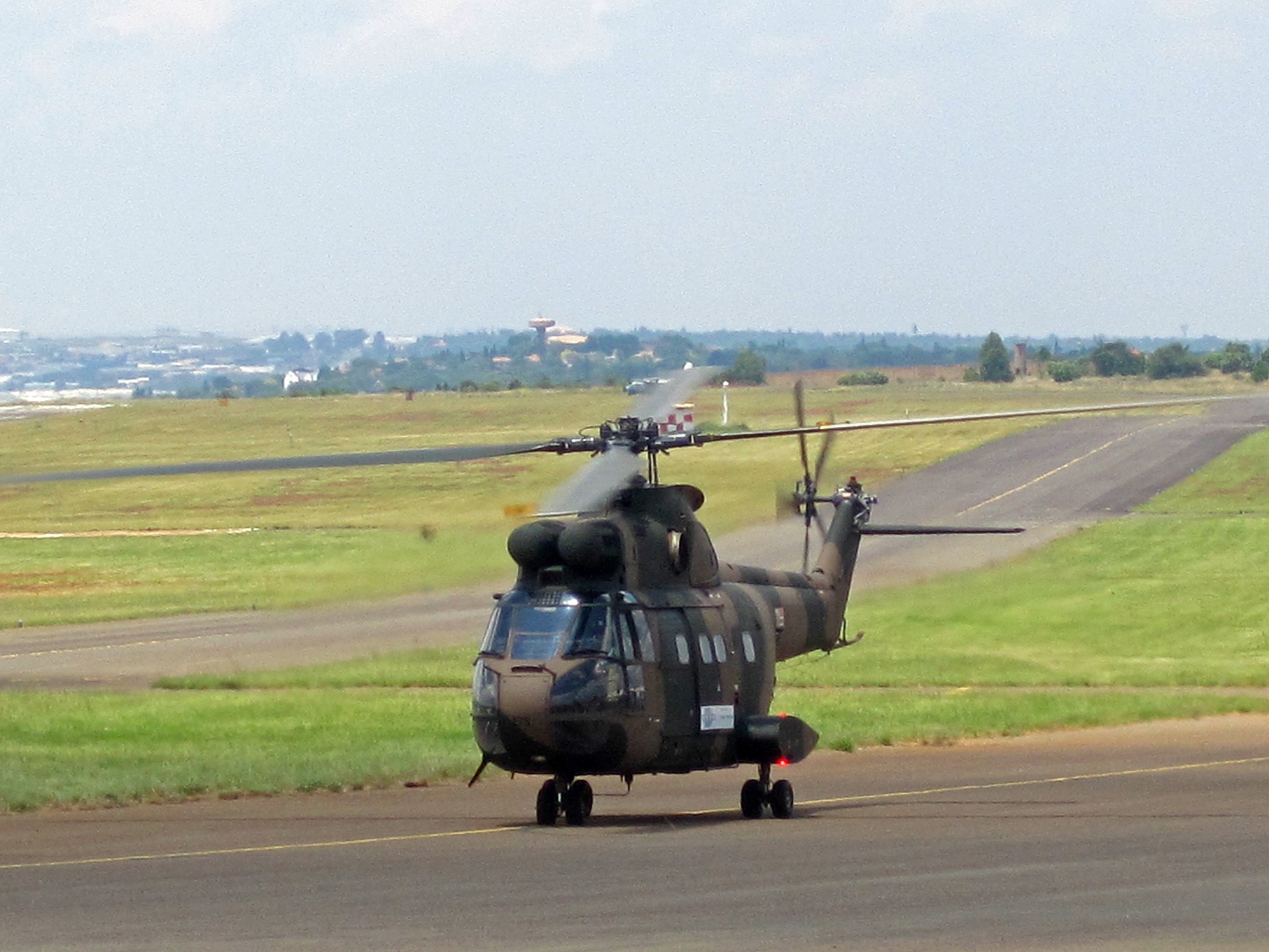 helicopter puma runway free photo