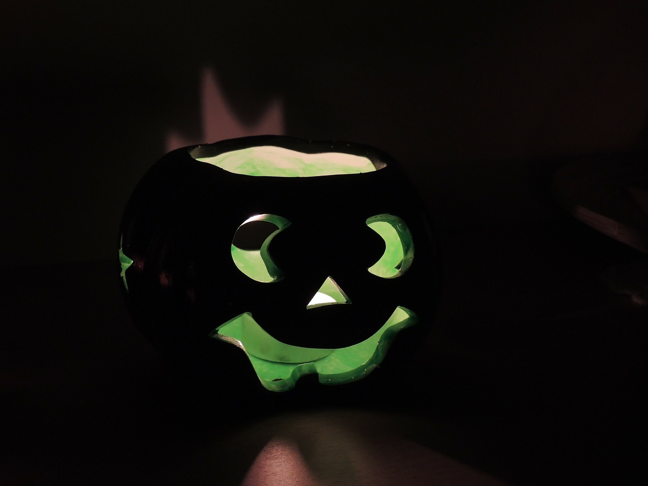 pumpkin green dark free photo