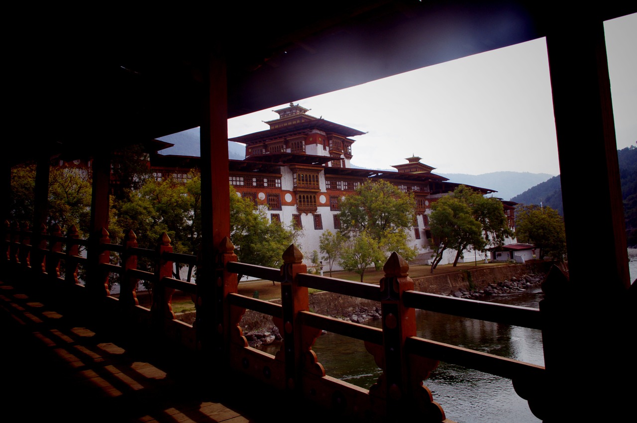 punakha dzong bhutan free photo