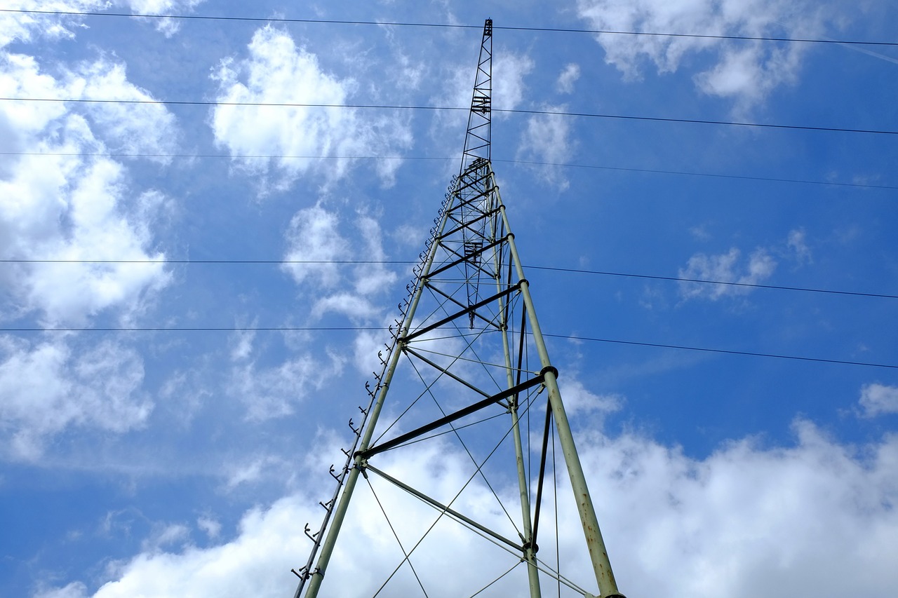 pylon current electricity free photo