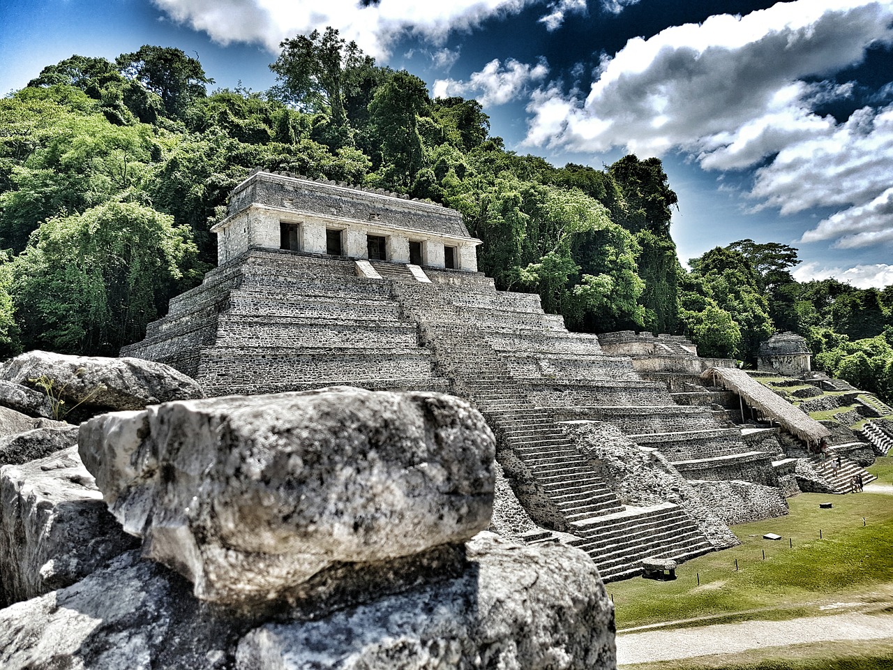 pyramid palenque landscape free photo