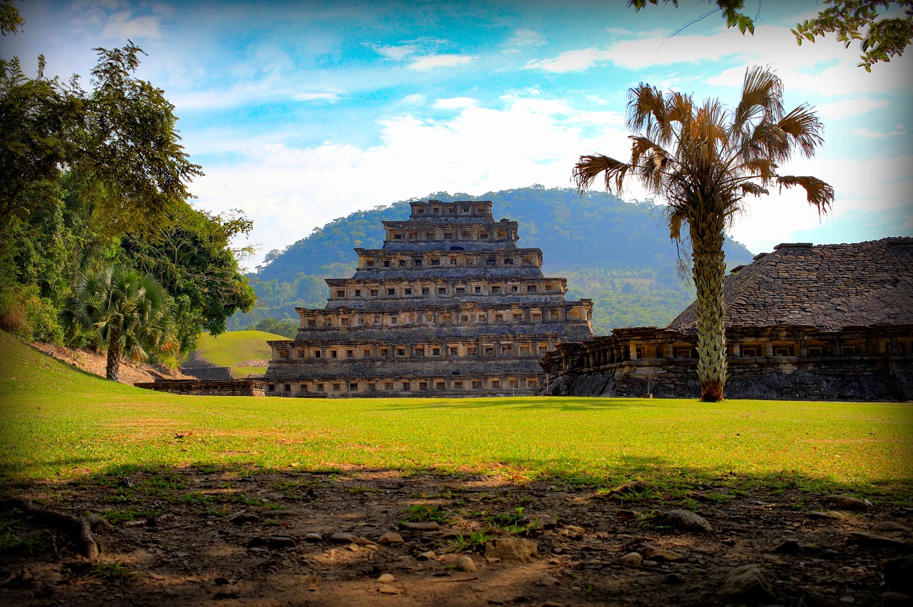 pyramid maya mexico free photo