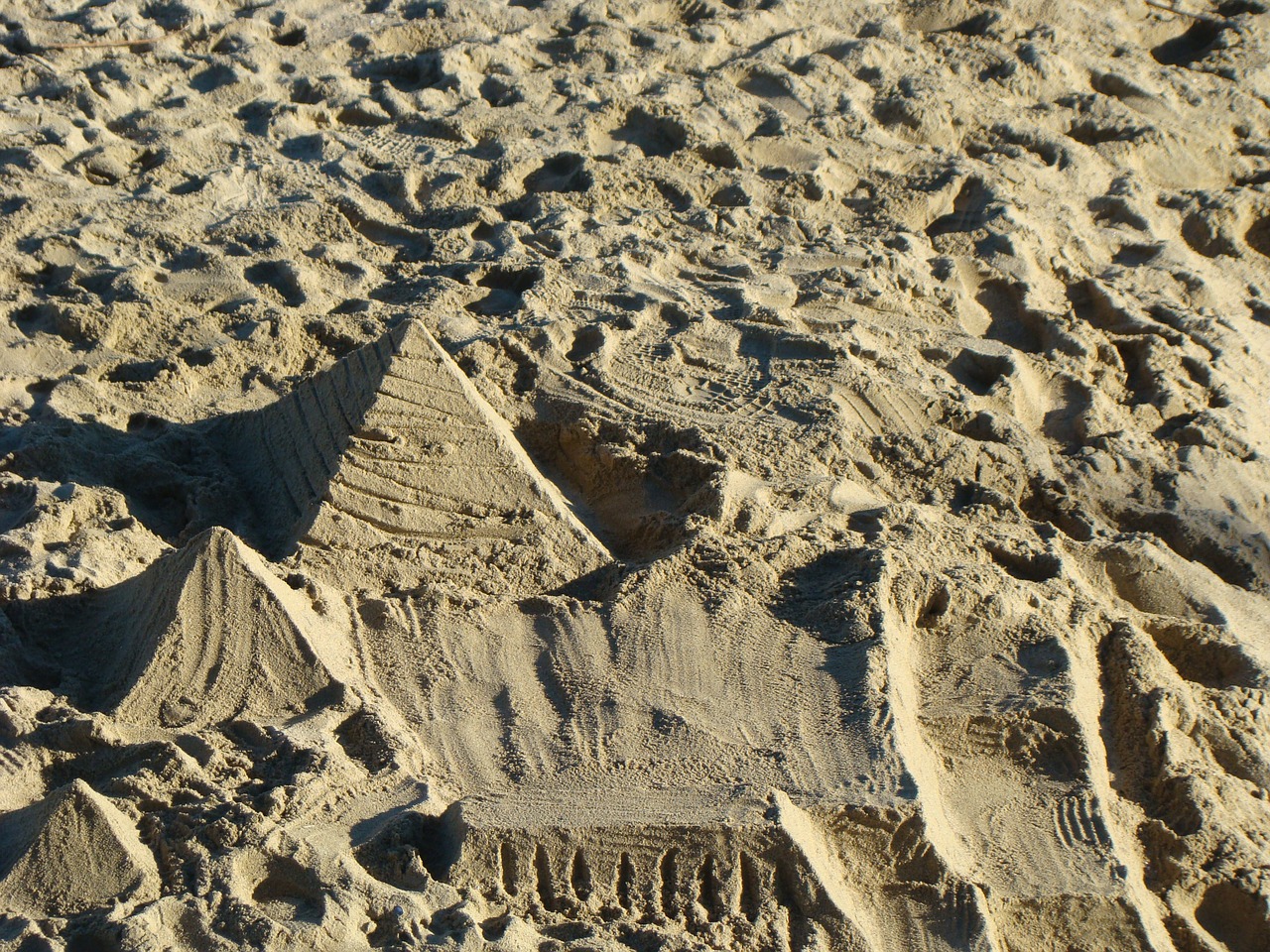 pyramid sand castle huntington free photo
