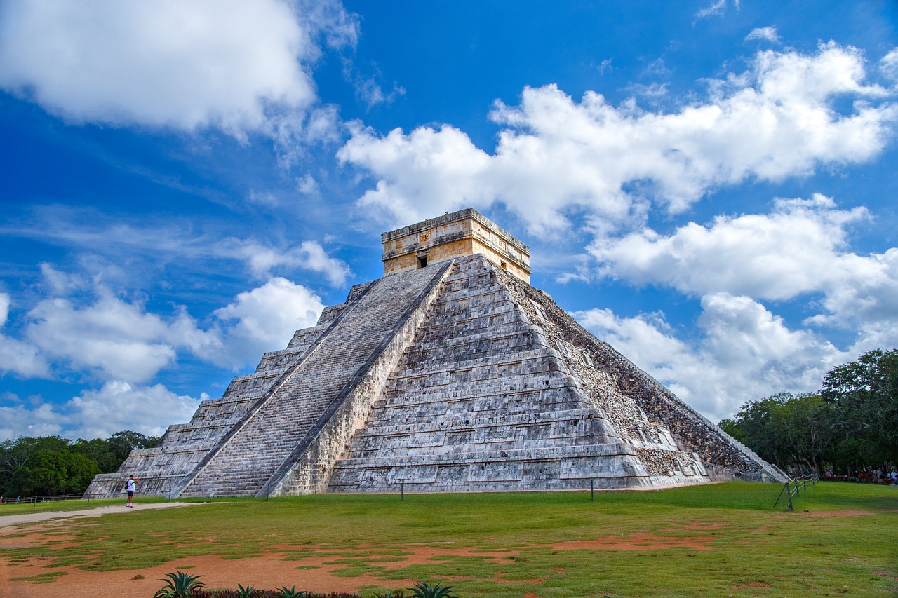 pyramid kukulcan quetzalcoatl free photo