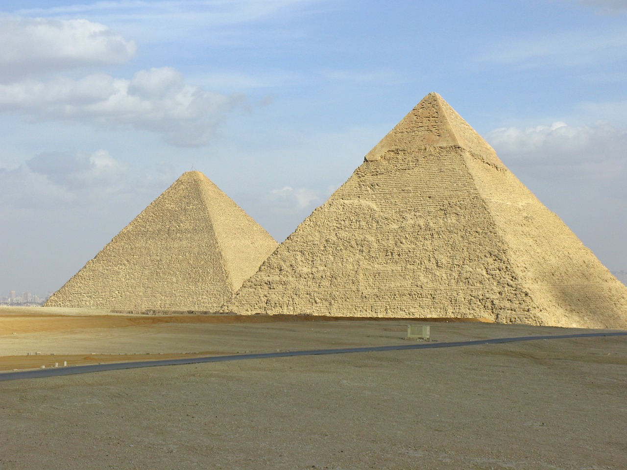 pyramid pyramids egypt free photo