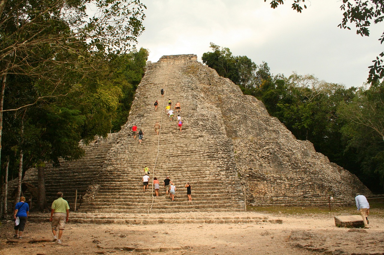 pyramid mayan culture history free photo