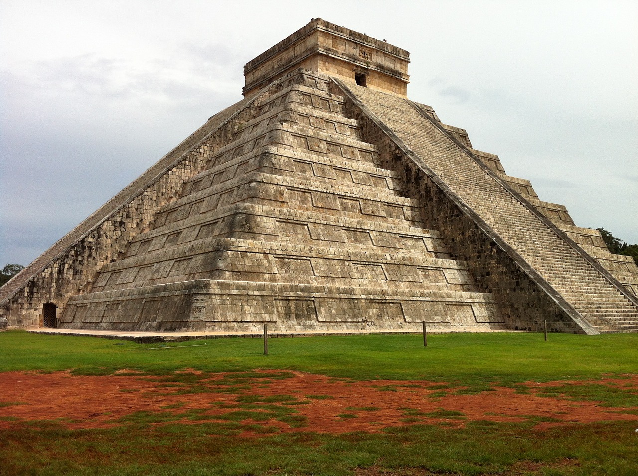 pyramid mexico tourism free photo