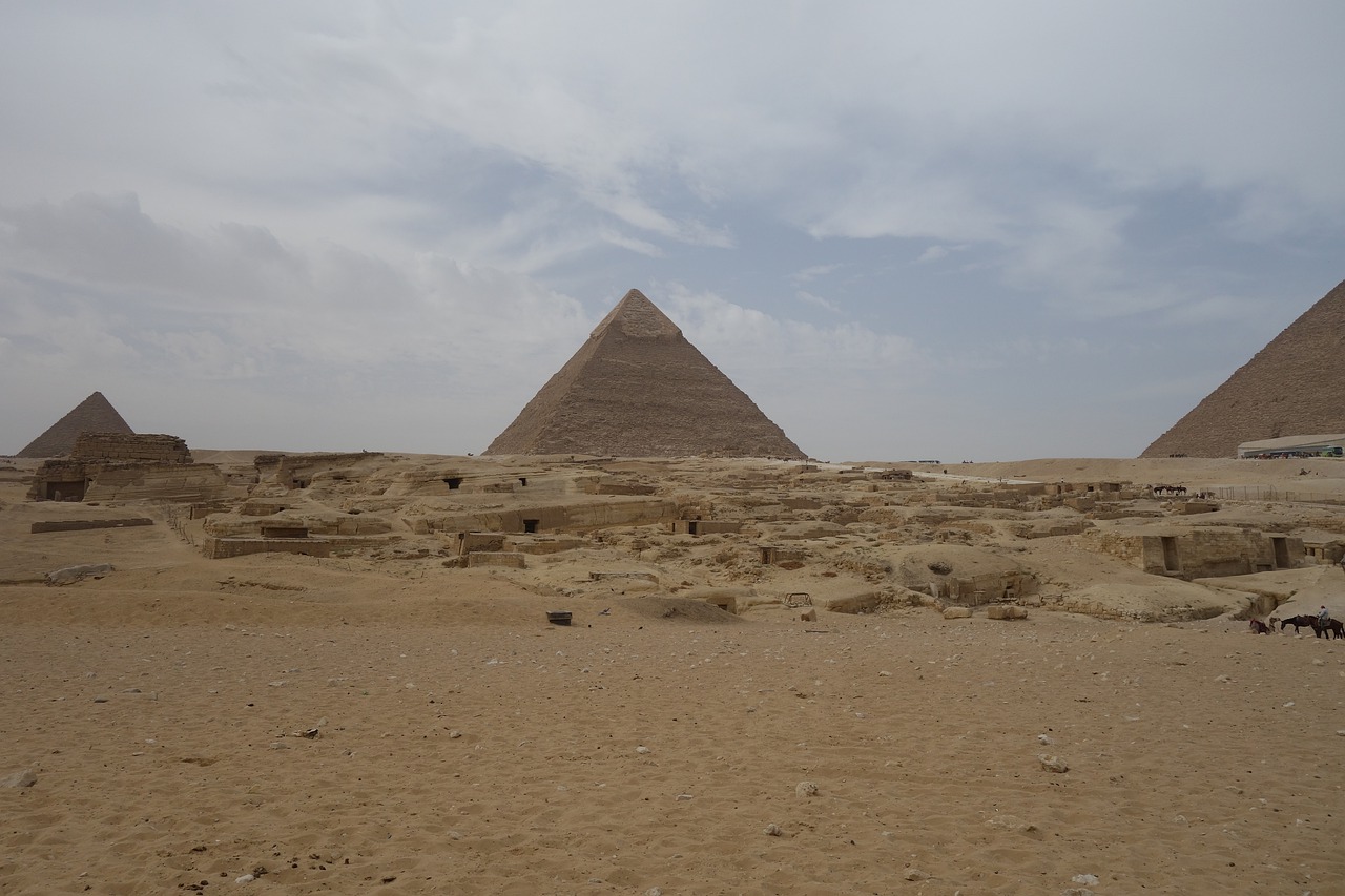 pyramids  giza  egypt free photo