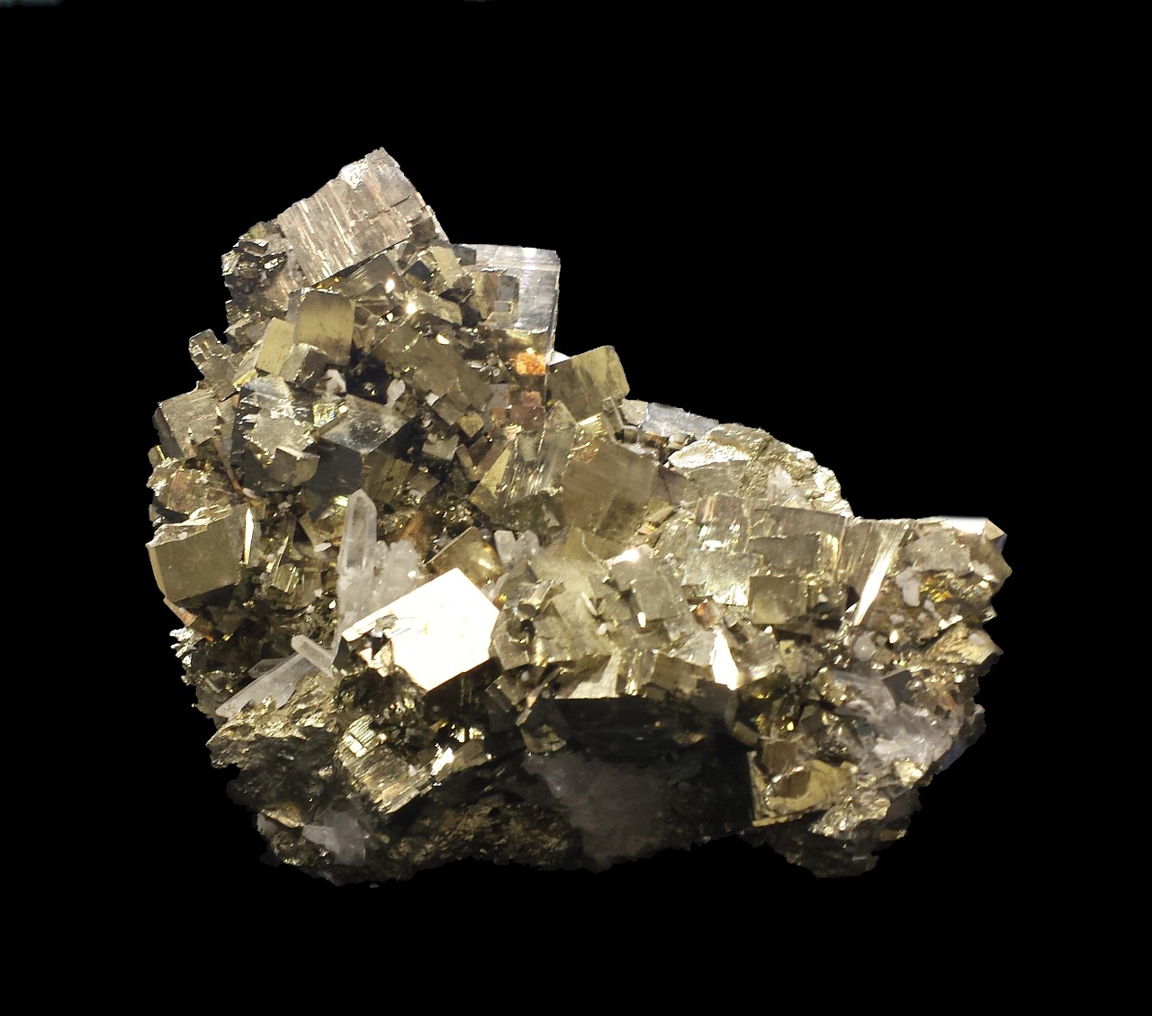 pyrite fool's gold specimen free photo