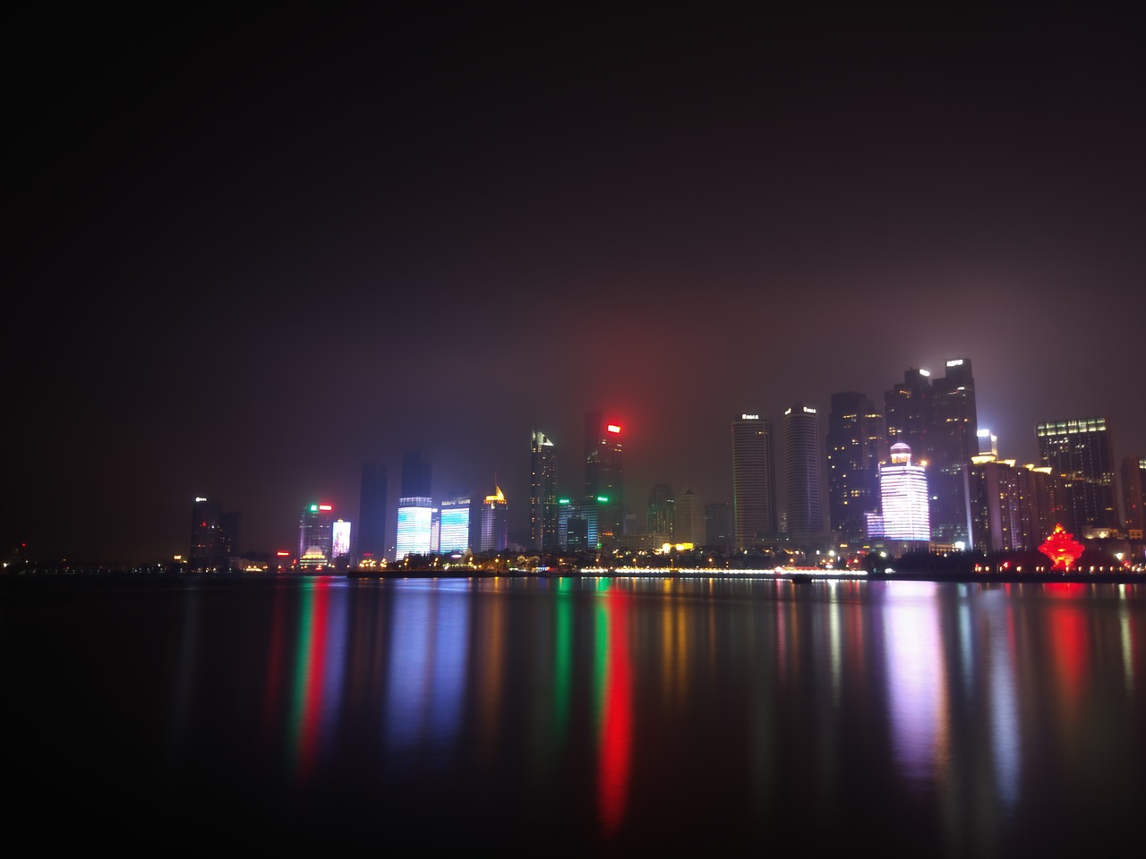 qingdao the night views free photo