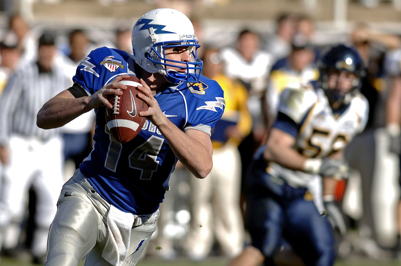 quarterback american football sport free photo