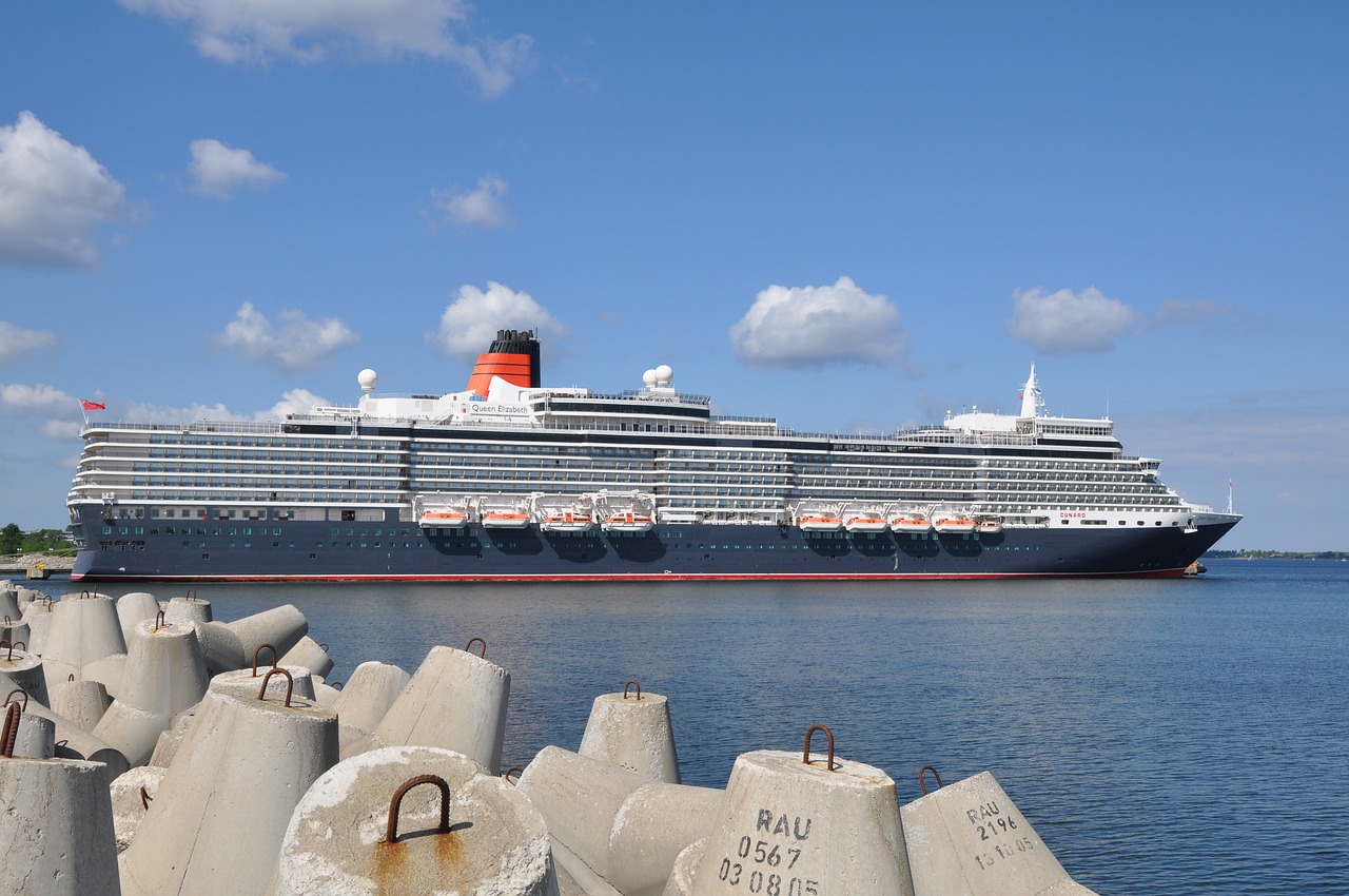 queen mary 2 cruise mediterranean free photo
