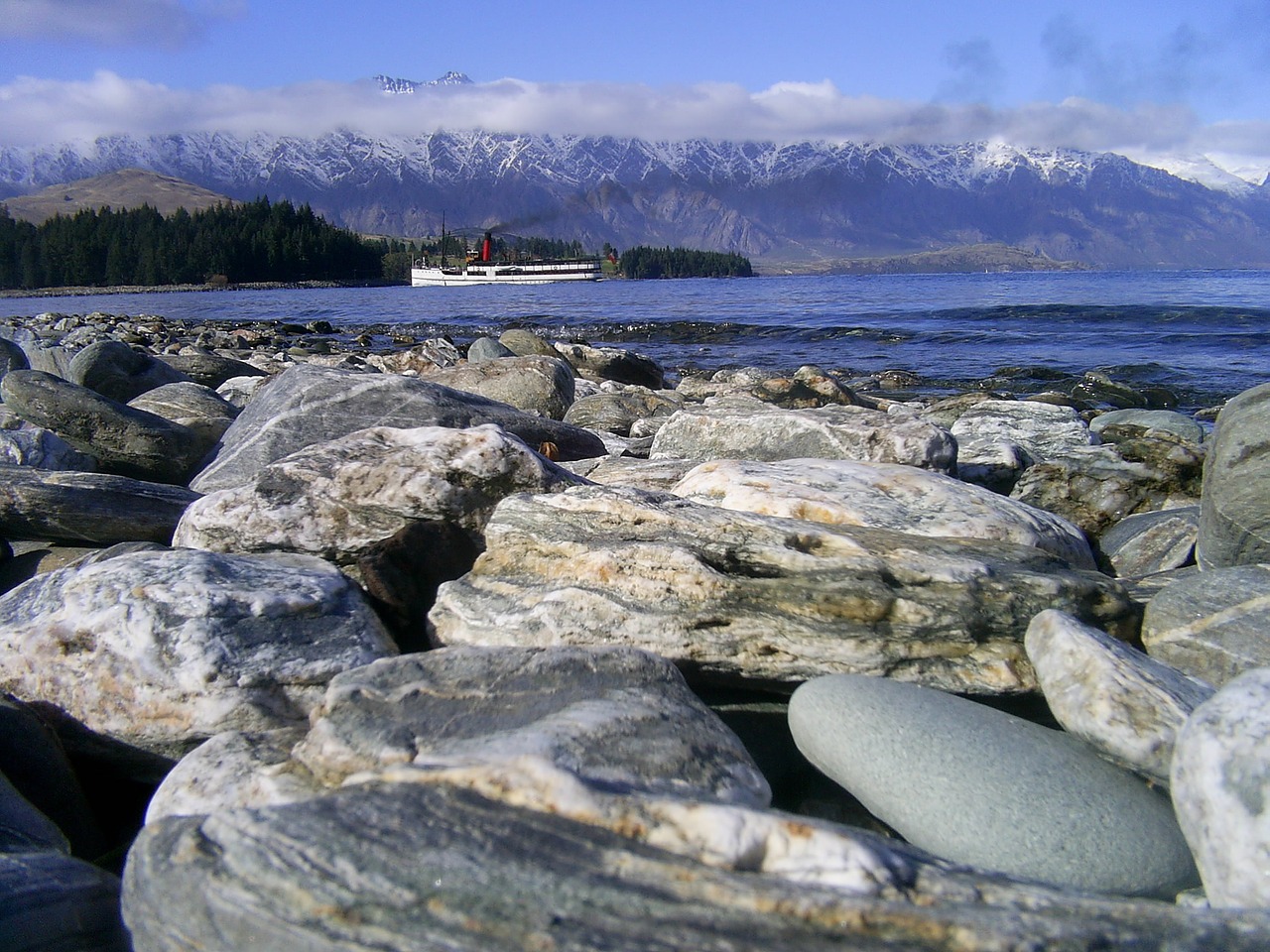 queenstown lake wakatipu lake free photo