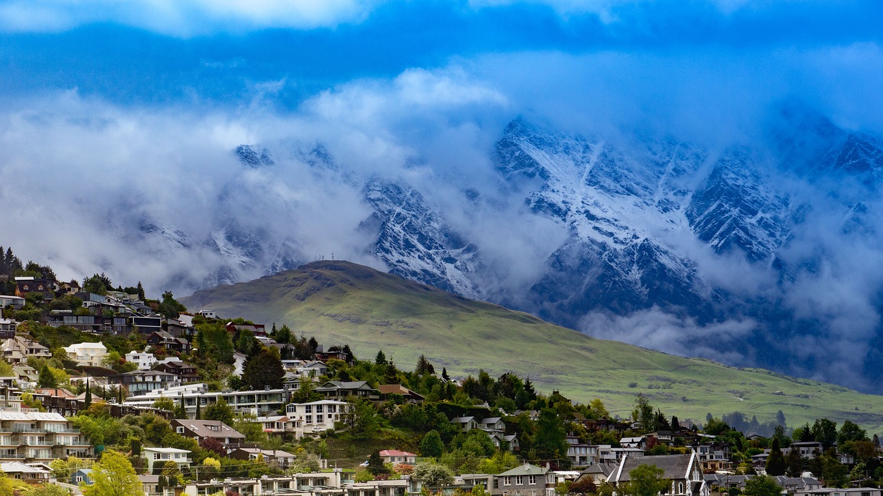 queenstown newzealand mountain free photo