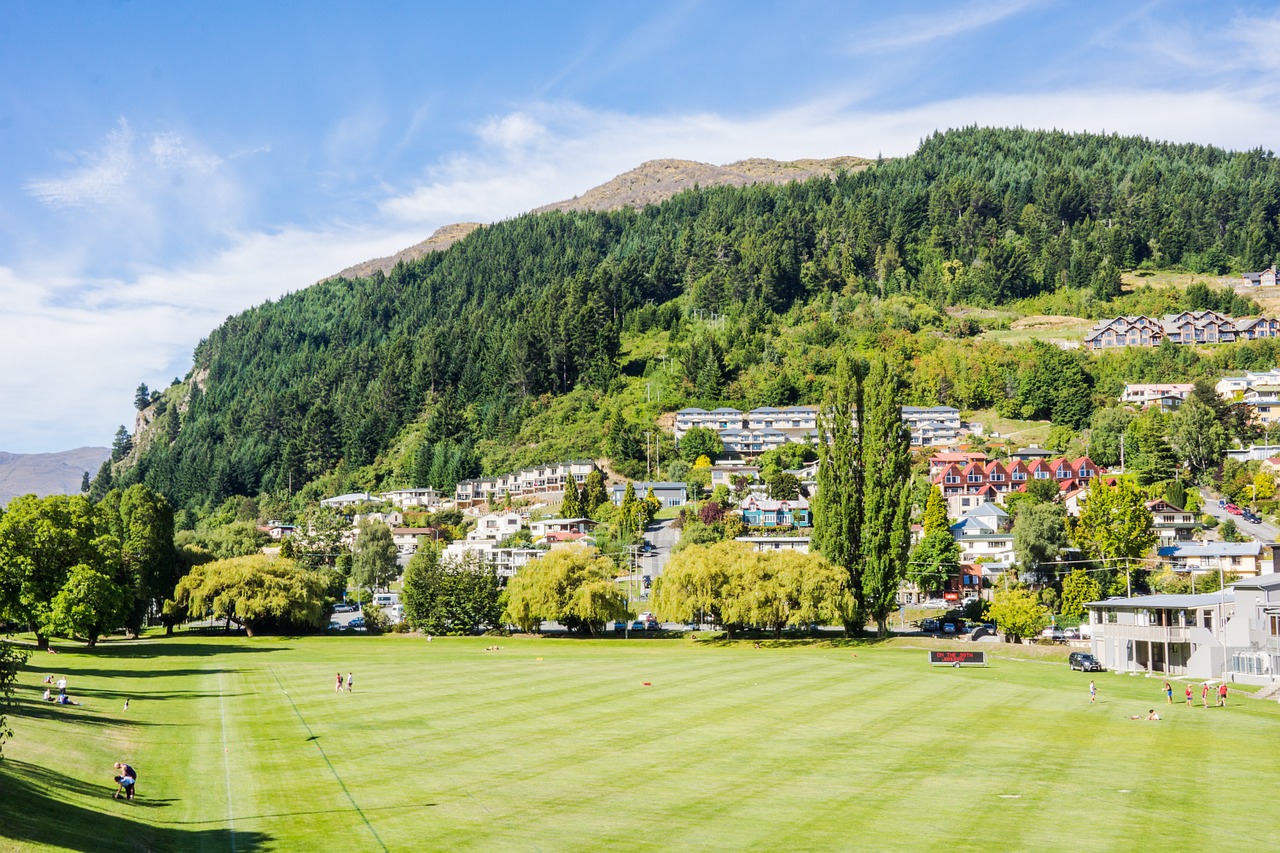 queenstown new zealand mountains free photo