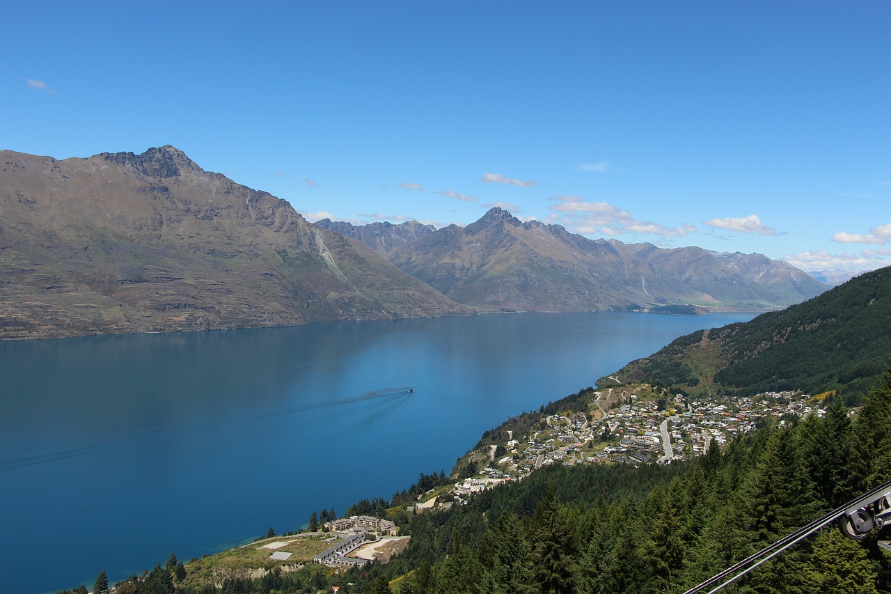 queenstown  new zealand  lake free photo