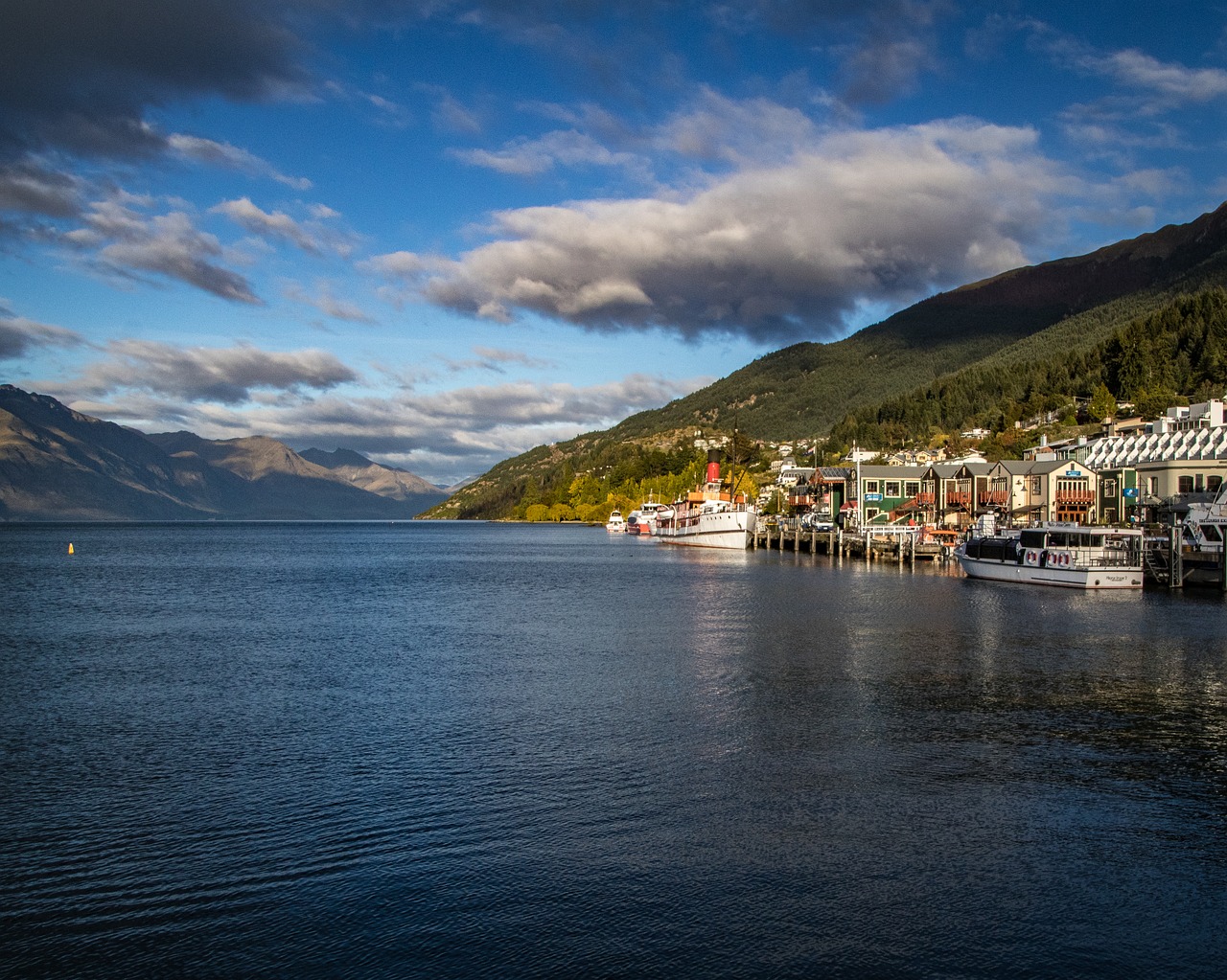 queenstown  new zealand  lake free photo