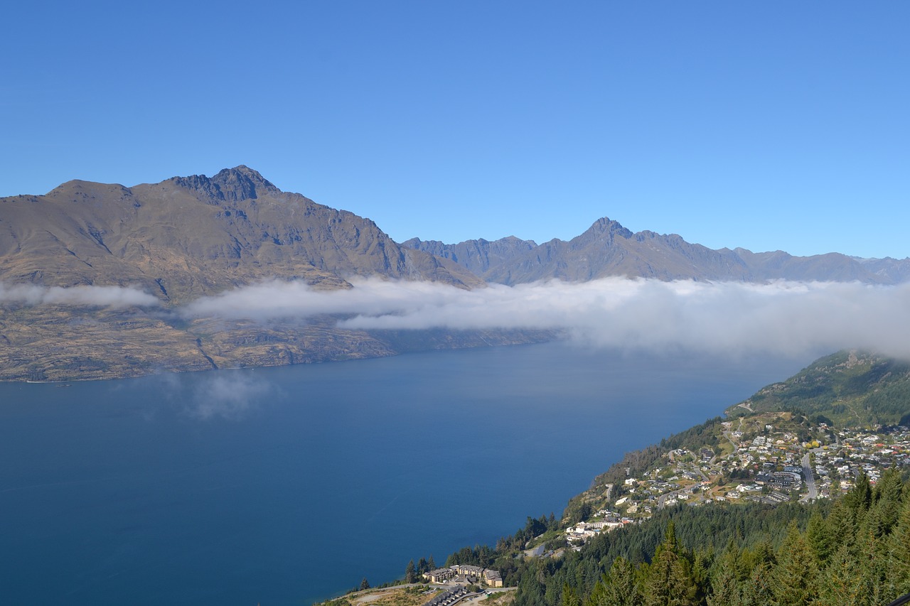 queenstown  new zealand  lake free photo
