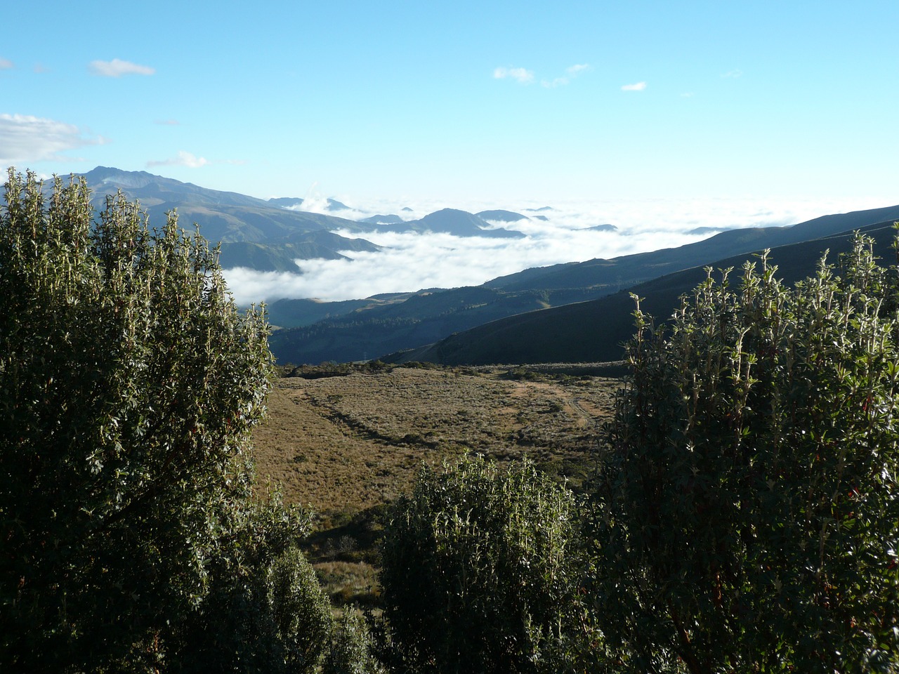 quito ecuador volcano free photo