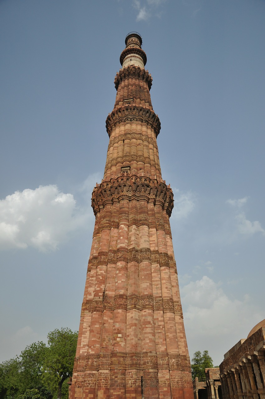 qutub minar monument free photo