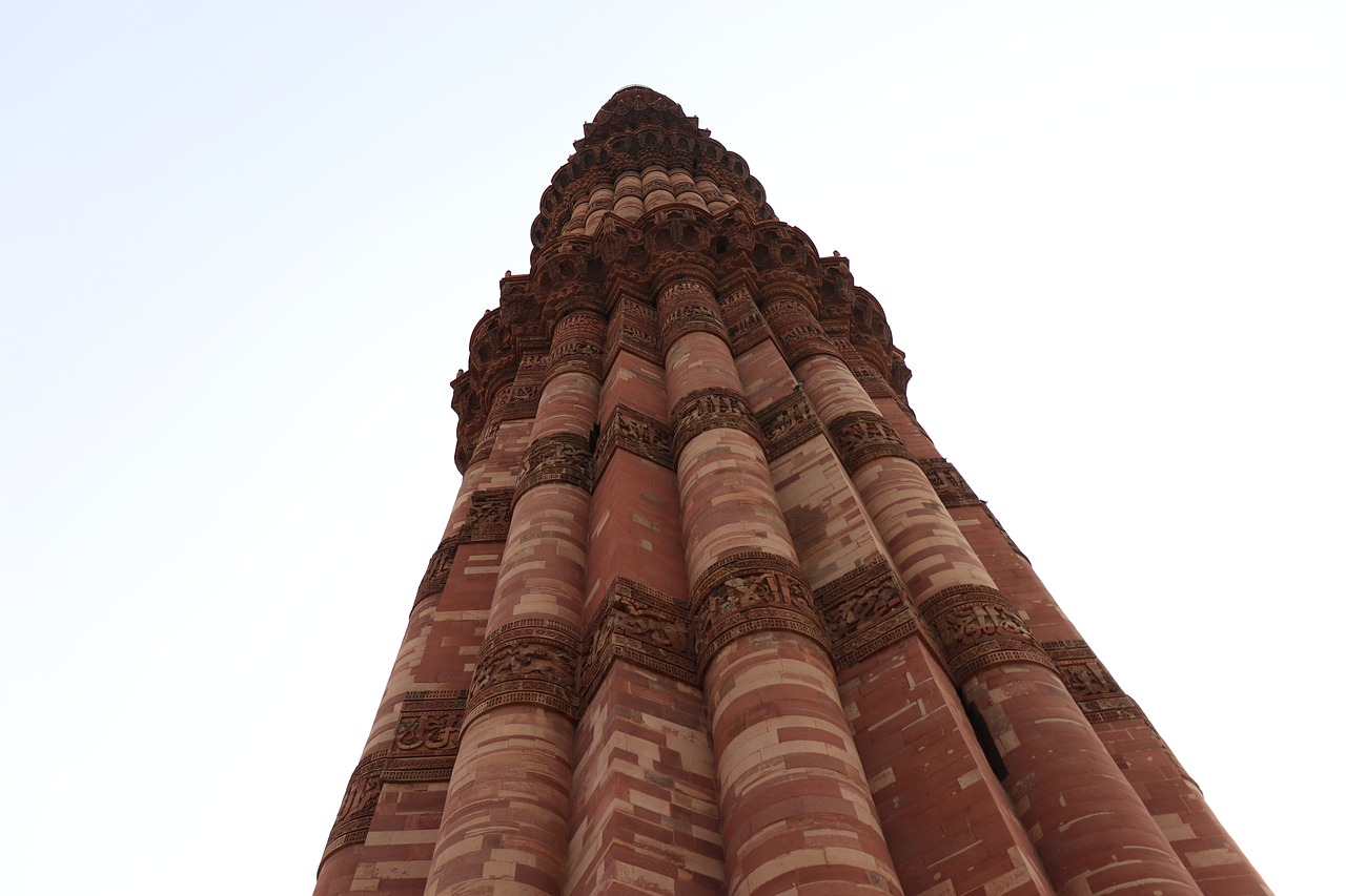 qutub minar  qutab  islamic monument free photo