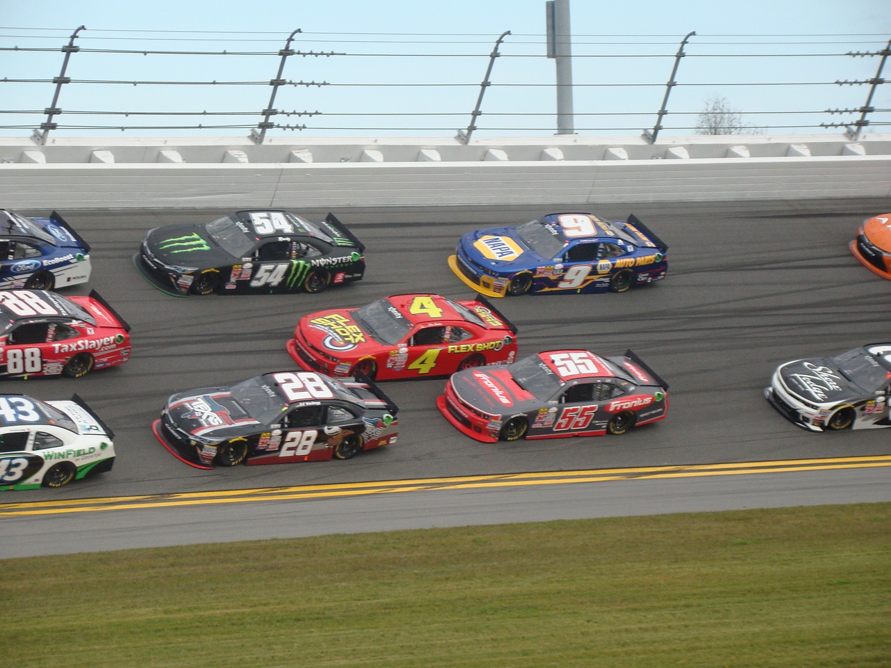 race at daytona free photo