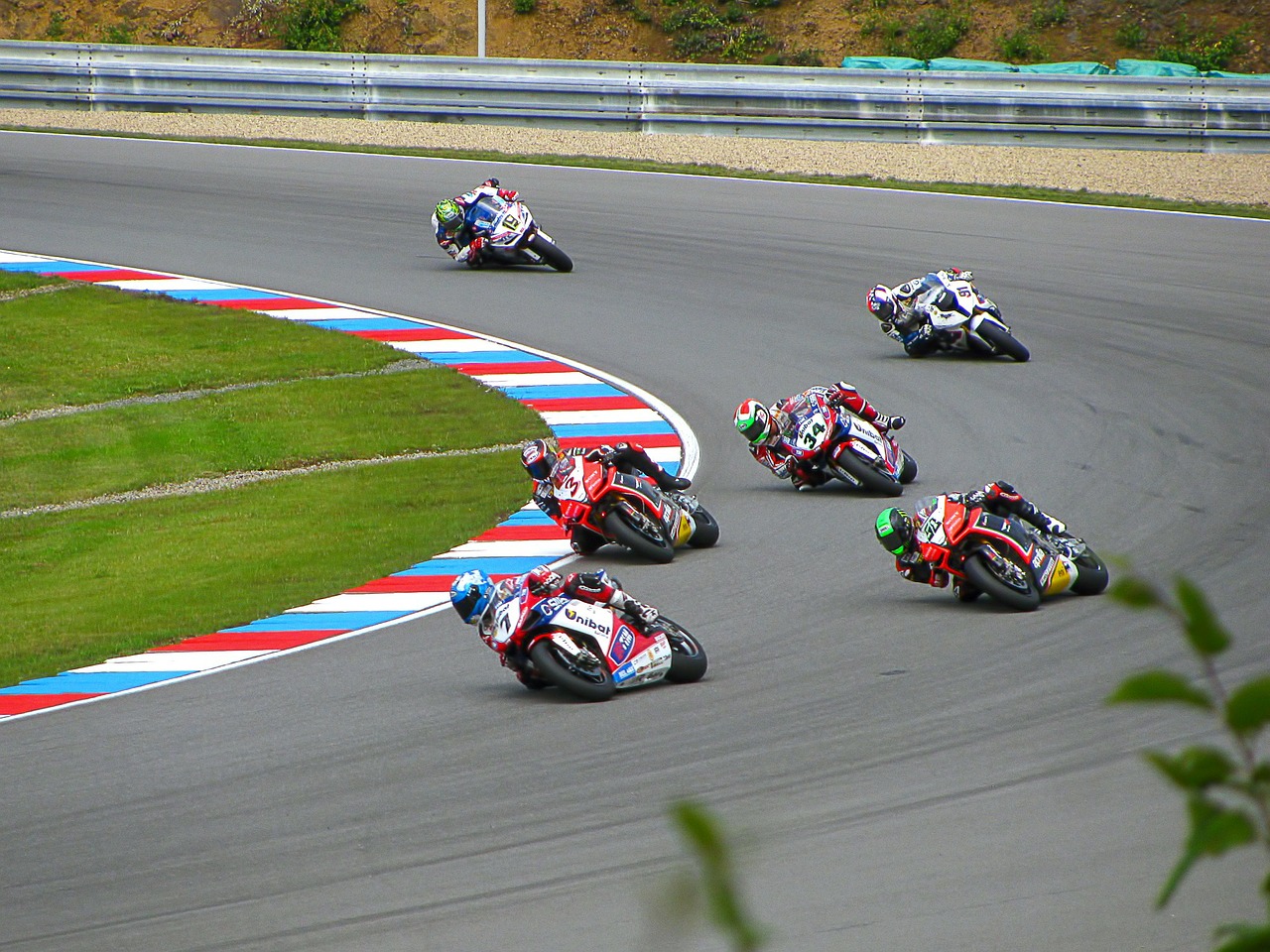 racing racing motorcycle racing bike free photo