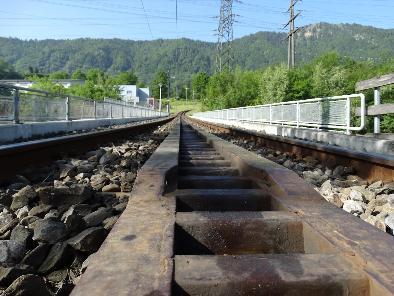 rack rail rail mountain railway free photo