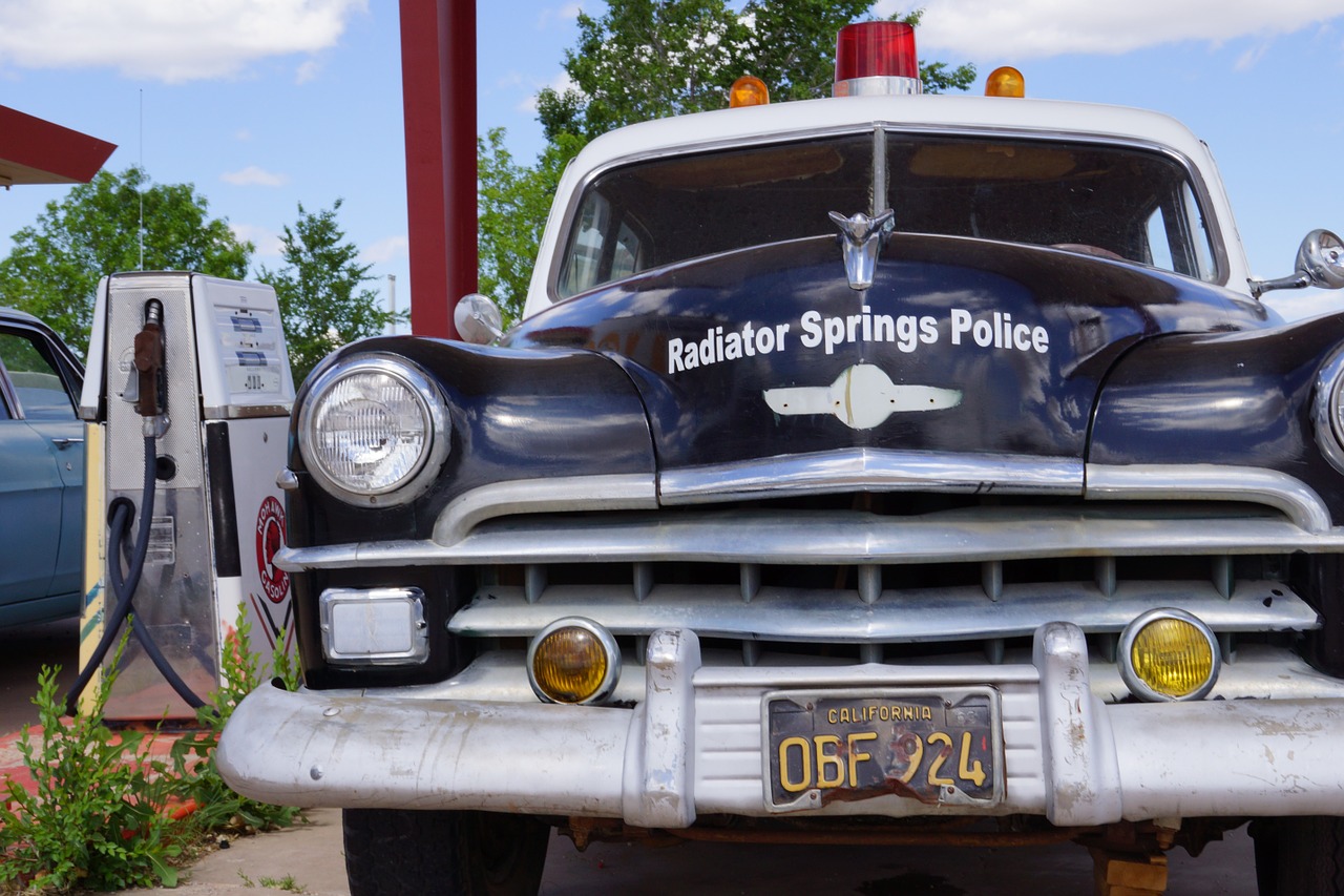 radiator springs usa police car free photo