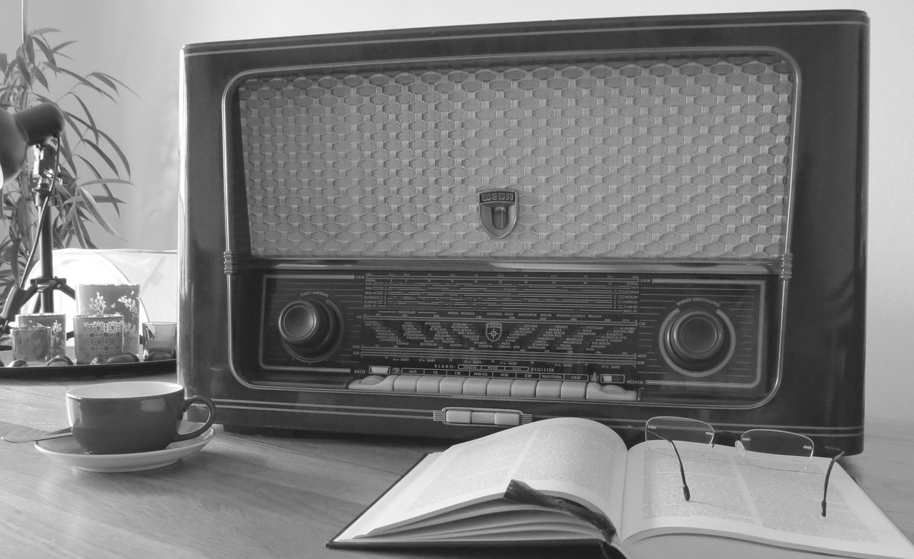 radio nostalgia old free photo