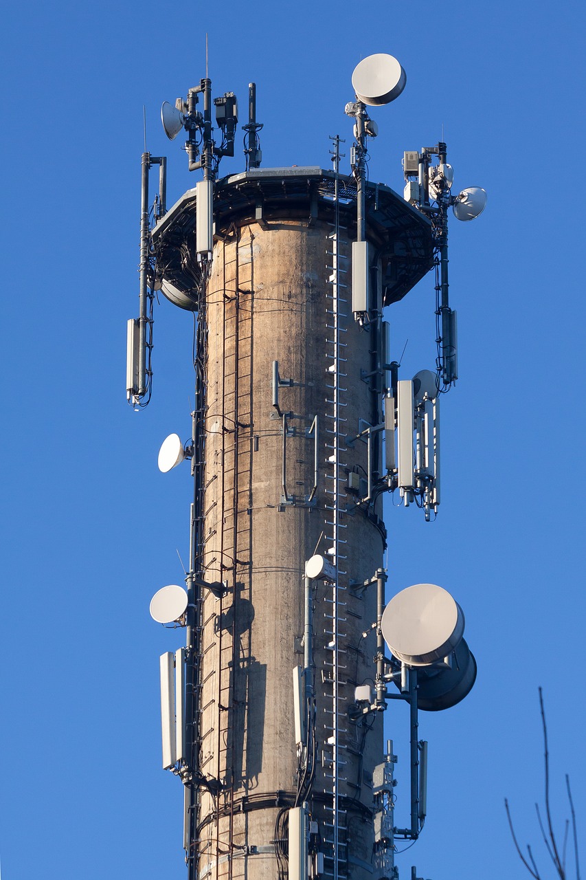 radio mast transmission tower telecommunications free photo