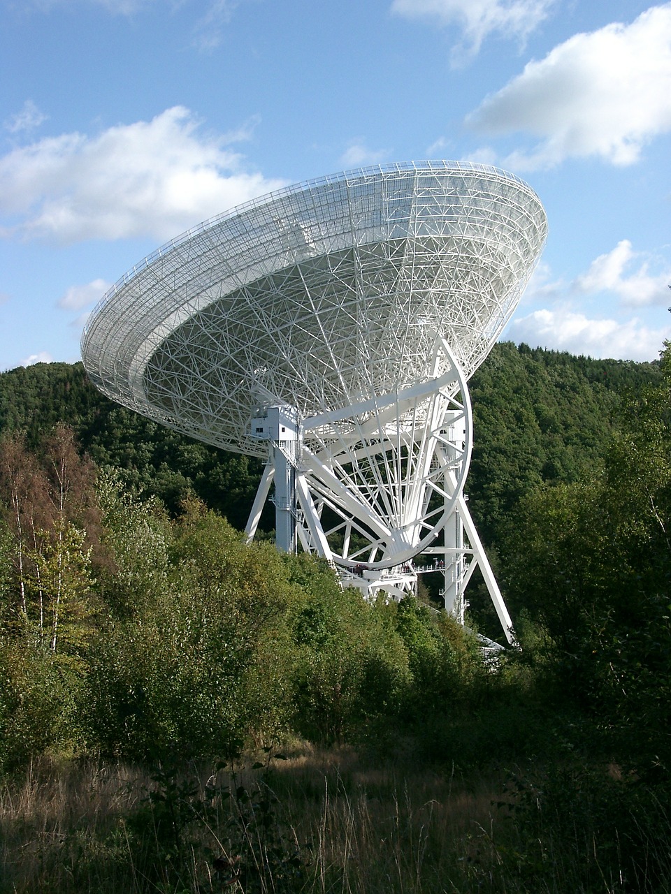 radio telescope telescope antenna free photo