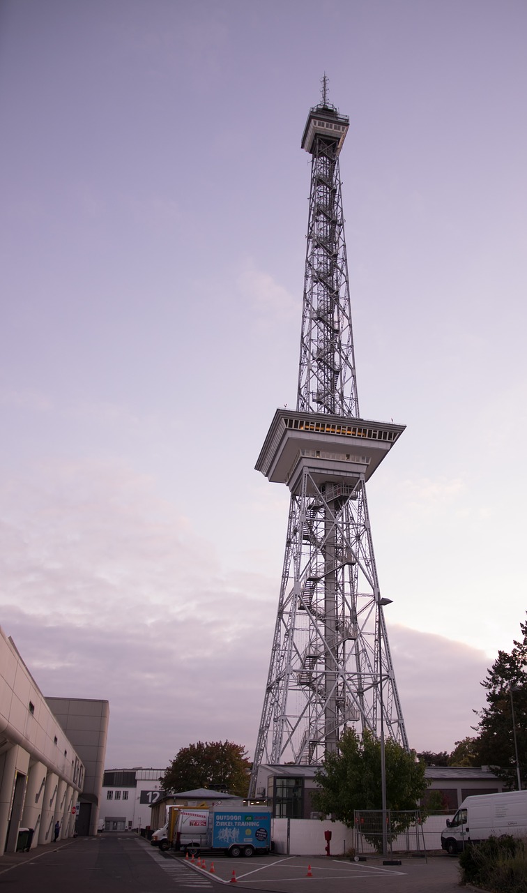 radio tower  berlin  long-beanpole free photo